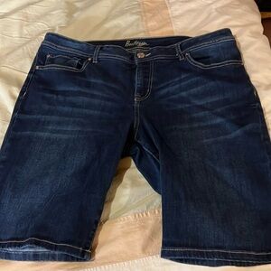 Bootlegger Shorts